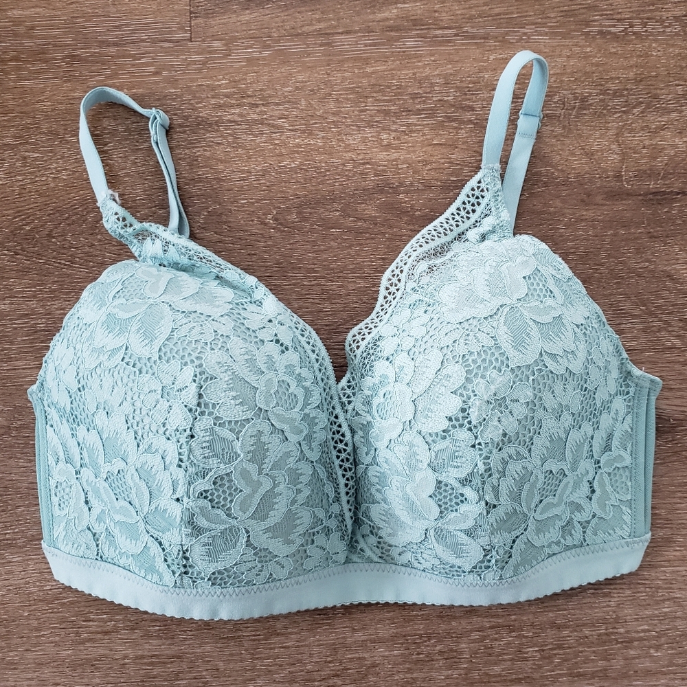 Knix Deep V Lace Bralette in Sage, Size Large 36A 36B 36C